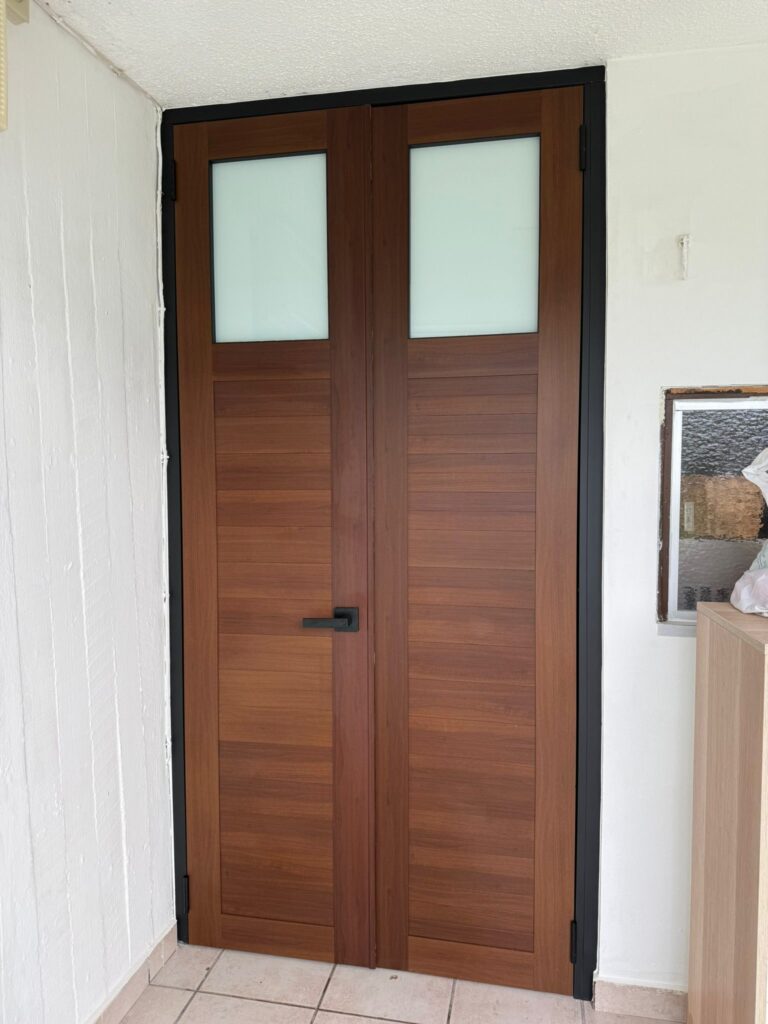 peche glass fabricacion e instalacion de cristaleria comercial residencial puertas en aluminio ventanas mantenimiento de puertas cliente 1 (6)