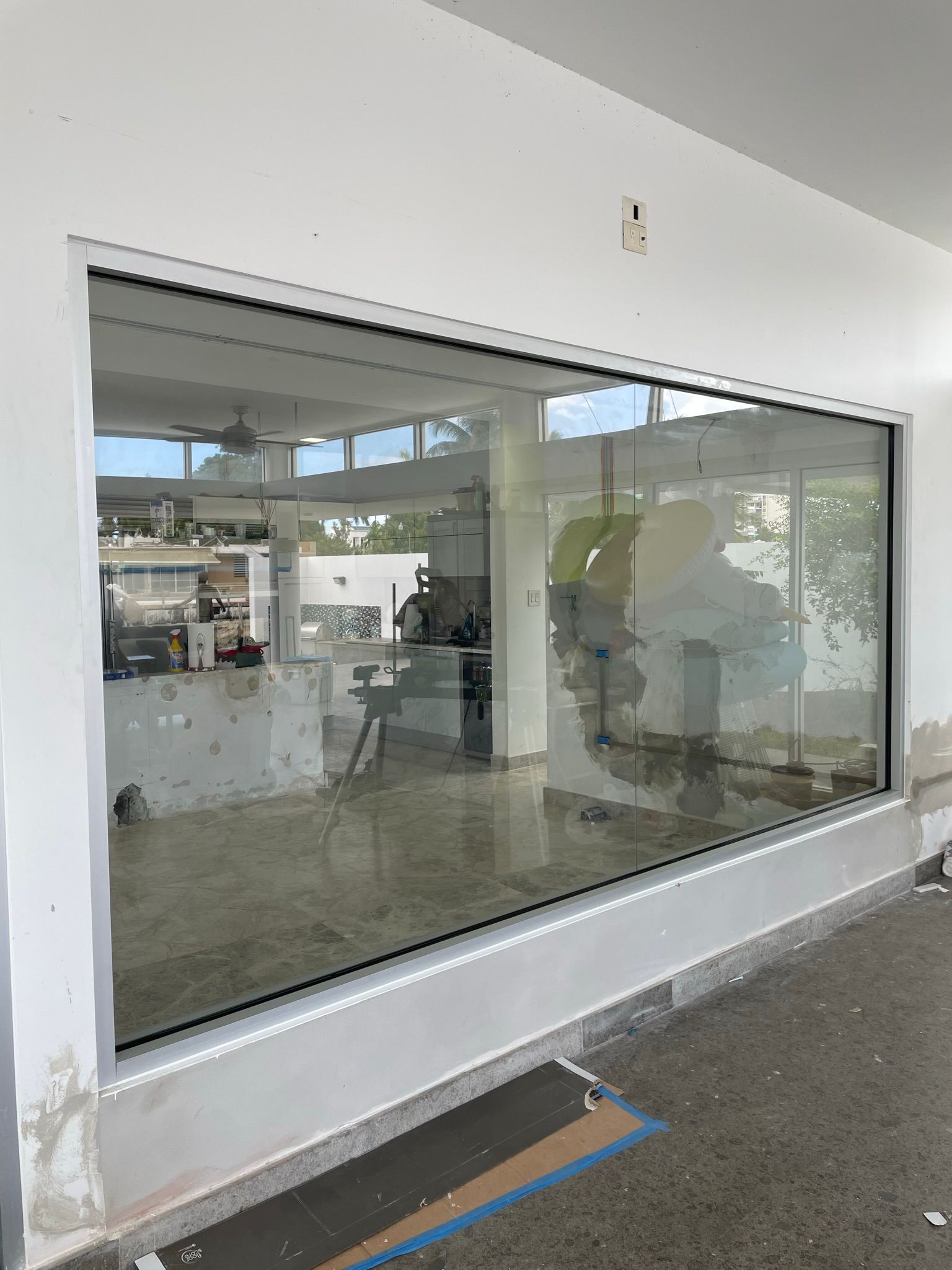 peche glass fabricacion e instalacion de cristaleria comercial residencial puertas en aluminio ventanas mantenimiento de puertas cliente 1 (9)